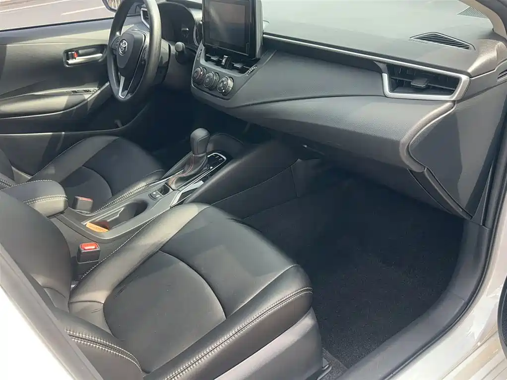 Toyota Corolla 2021 1.2T S-CVT Pioneer PLUS Edition фото 12