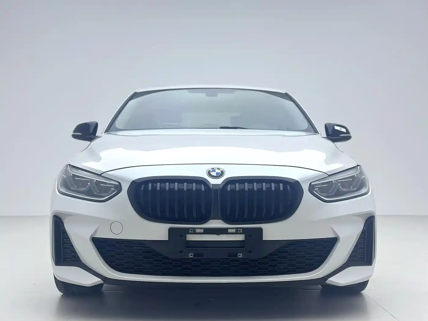 BMW 1 Series 2021 Facelift 120i M Sport Shadow Edition фото 2