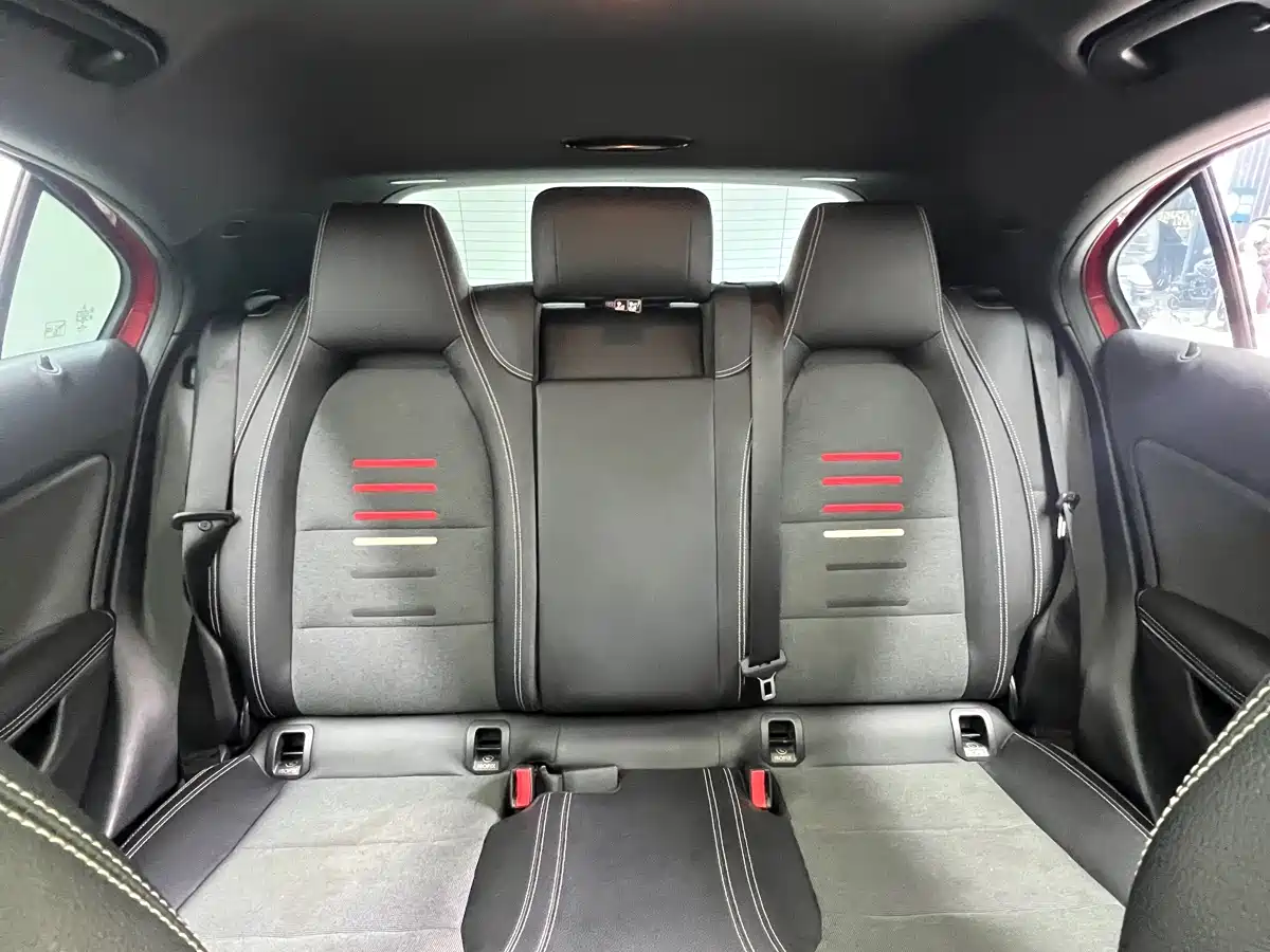 MERCEDES-BENZ A CLASS