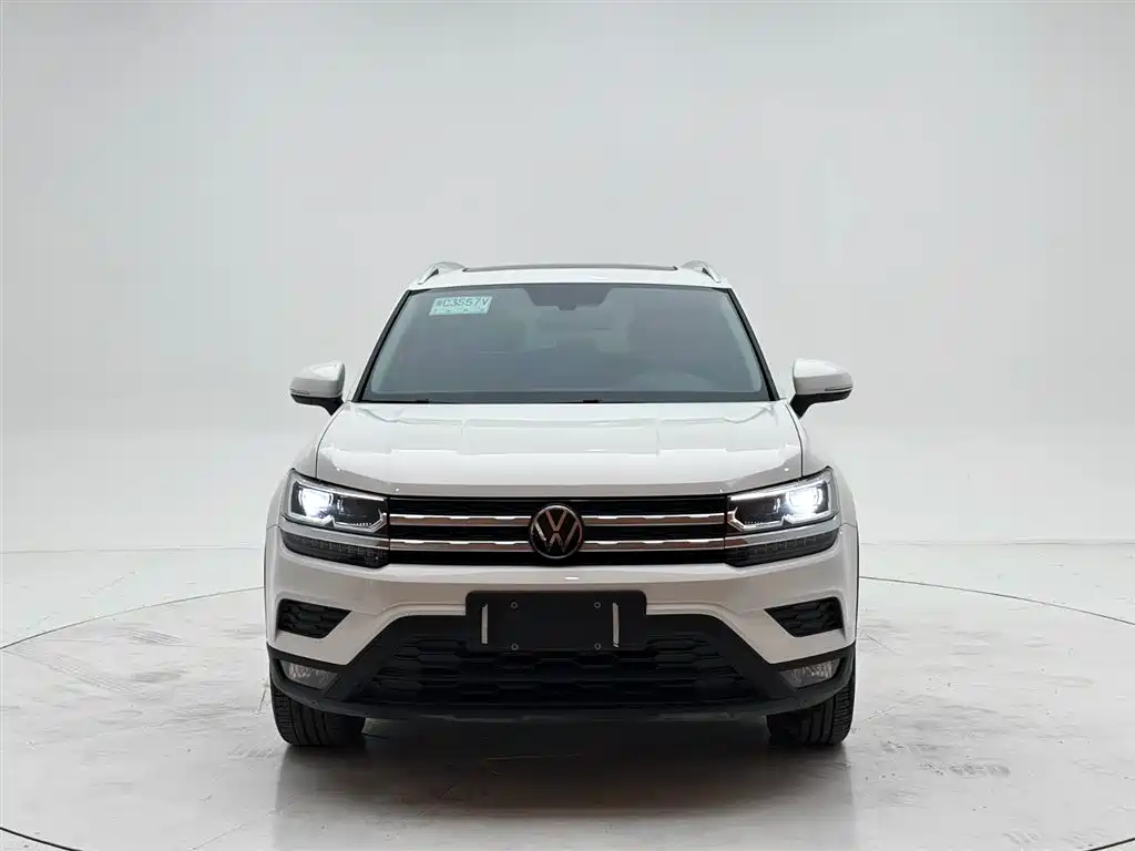 Volkswagen Tharu 2022 280TSI FWD Luxury Edition фото 2