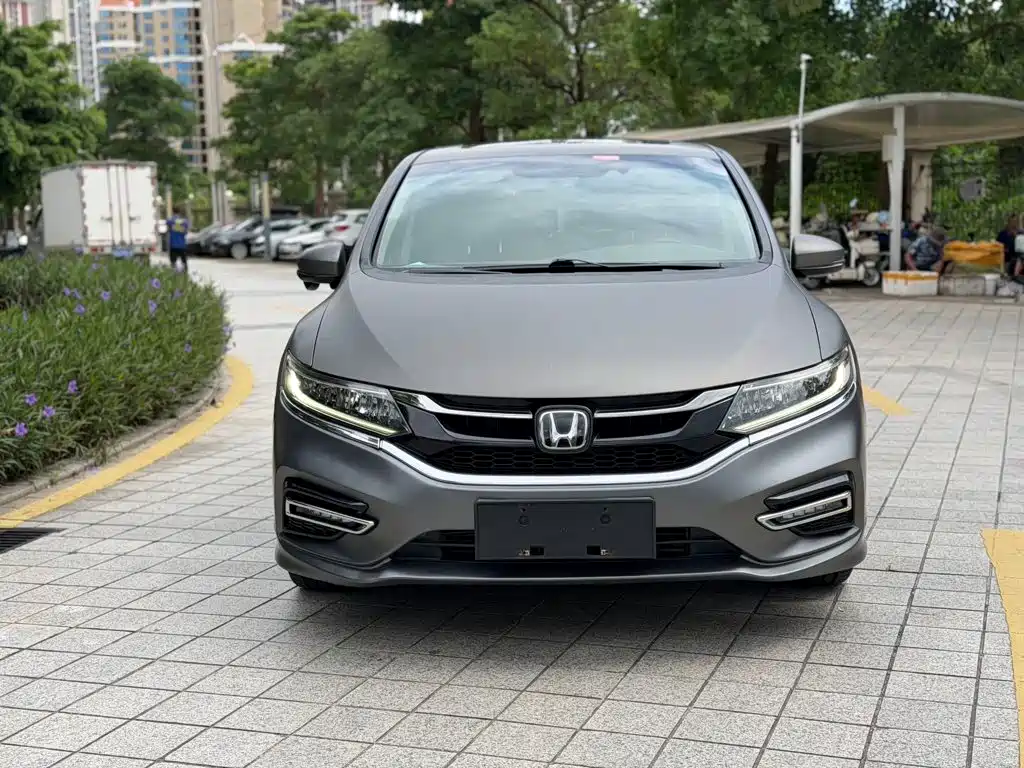 Фото 2 - Honda Jade
