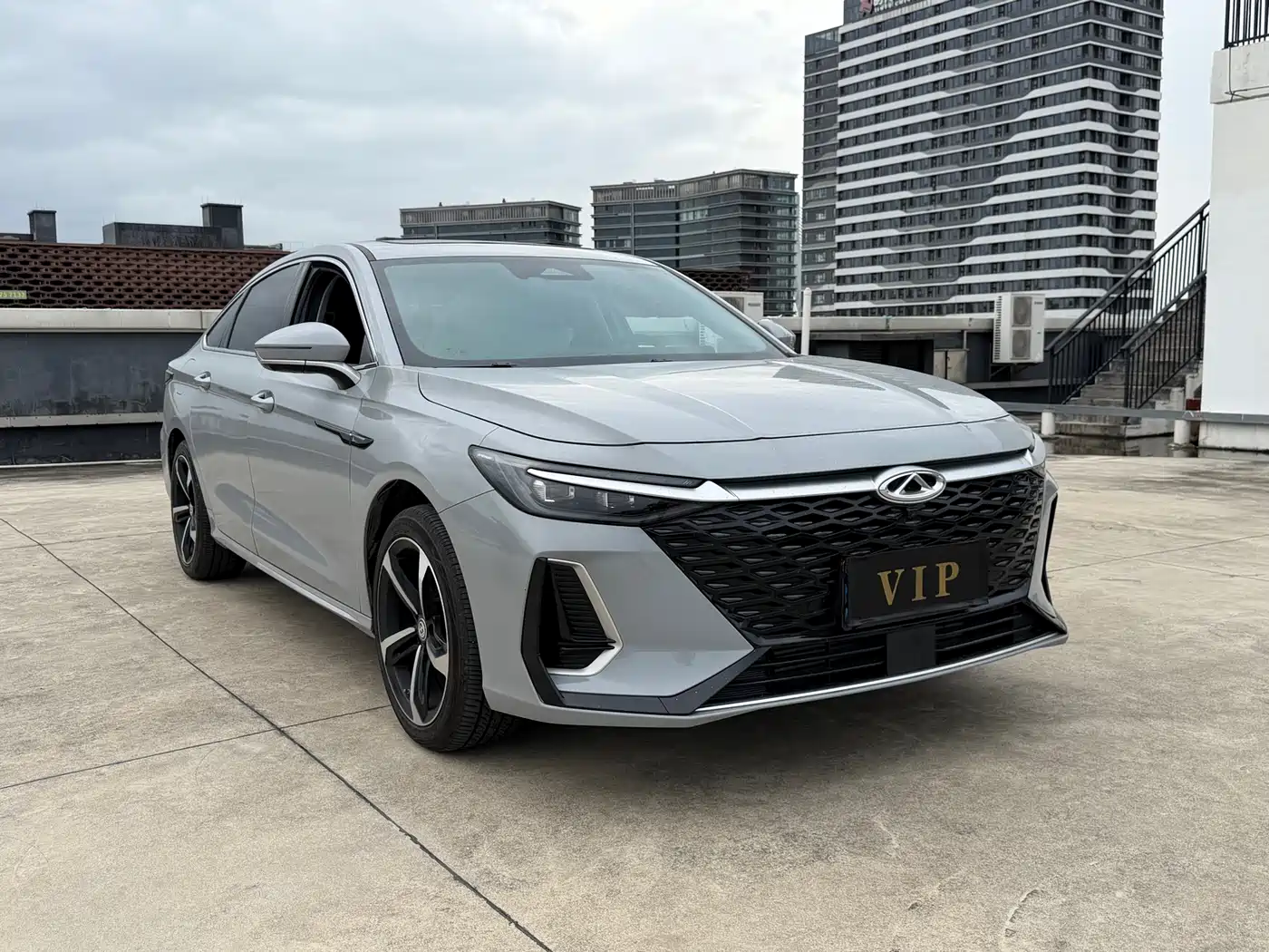 CHERY ARRIZO 8