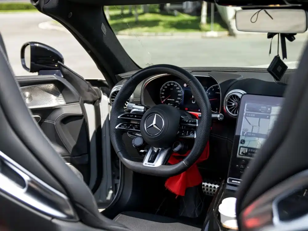 Mercedes-Benz SL-Class AMG 2025 2024 AMG SL 63 4MATIC+