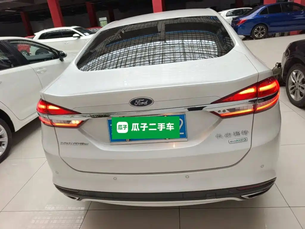 Фото 6 - Ford Mondeo