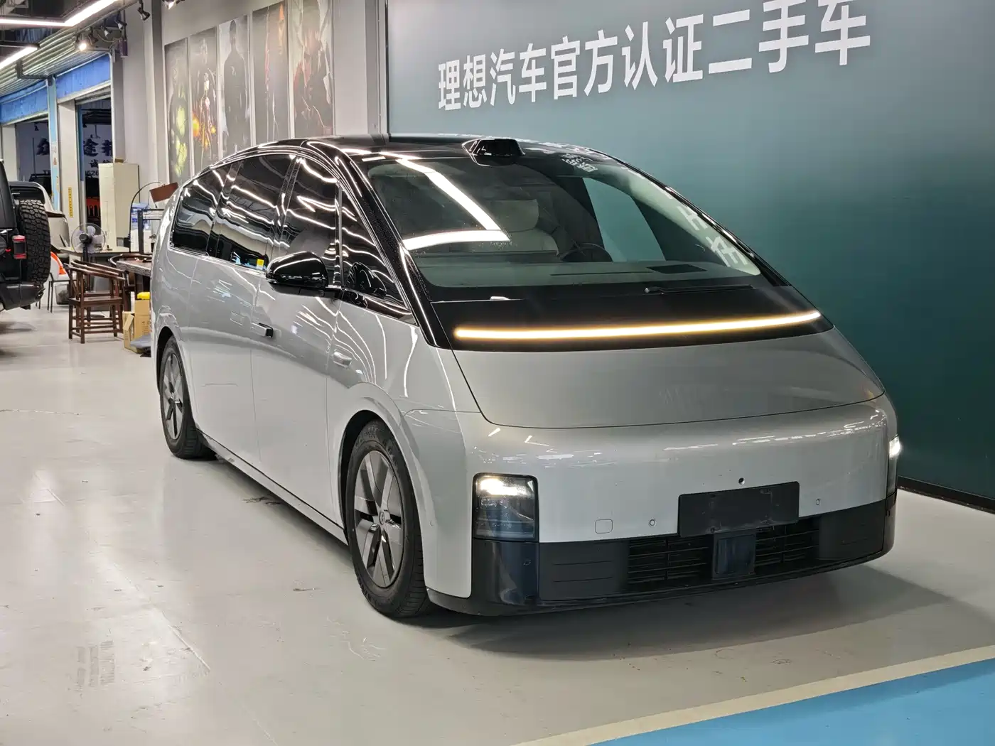 Li Auto MEGA 2024 2024 Ultra