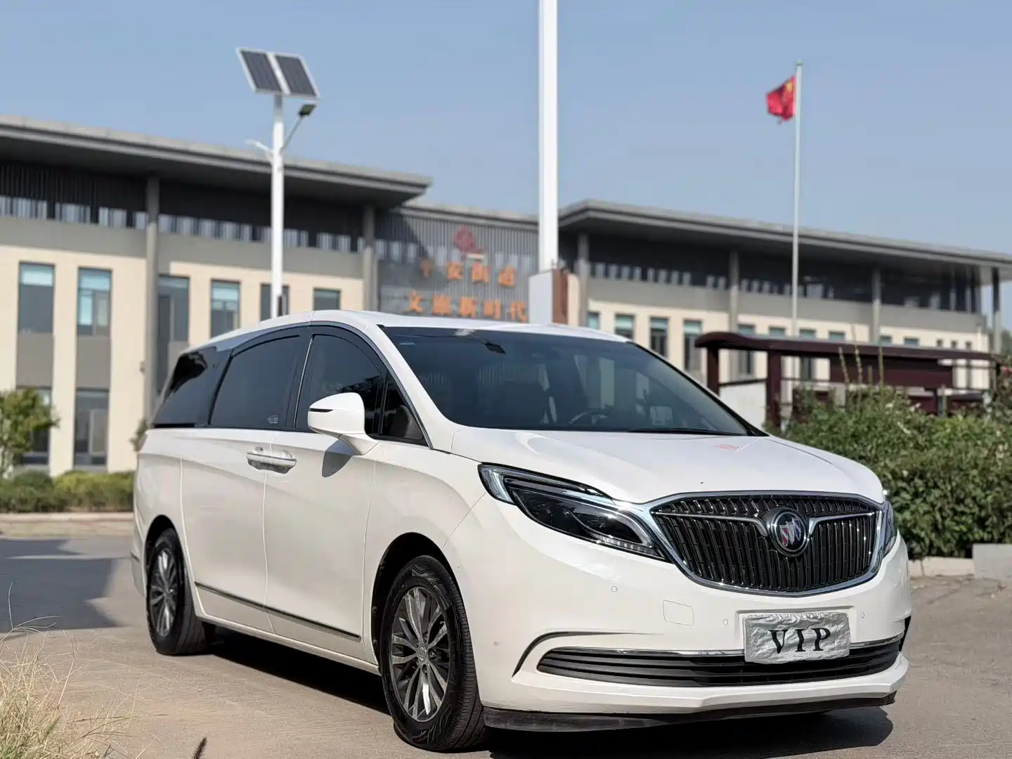 Фото 3 - Buick GL8
