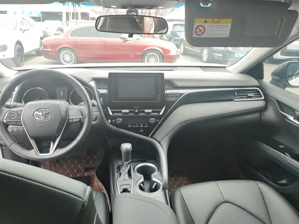 Toyota Camry 2023 2.0GVP Leading Edition фото 15