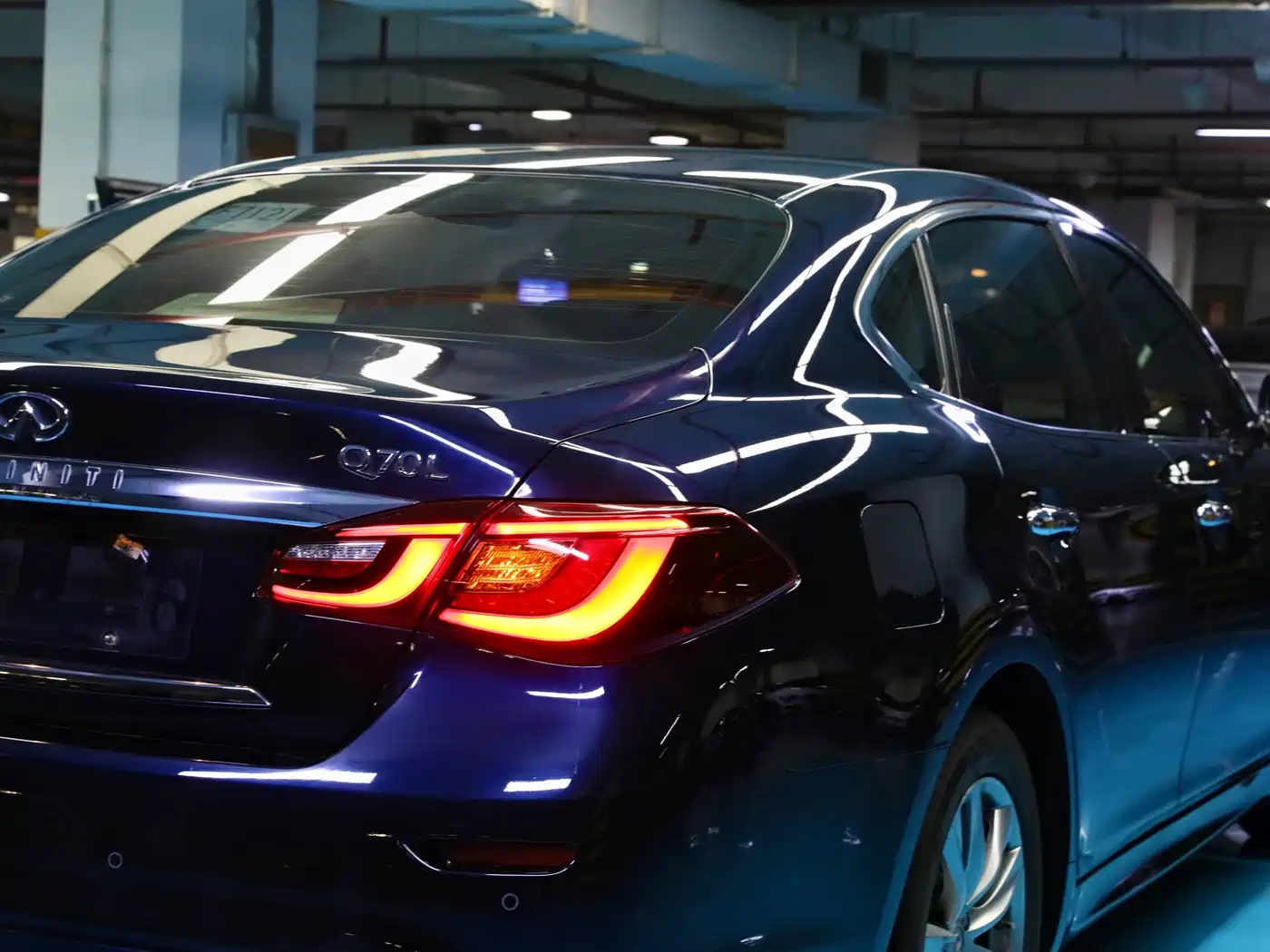 Infiniti Q70 2016 2015 Q70L 2.5L Elite