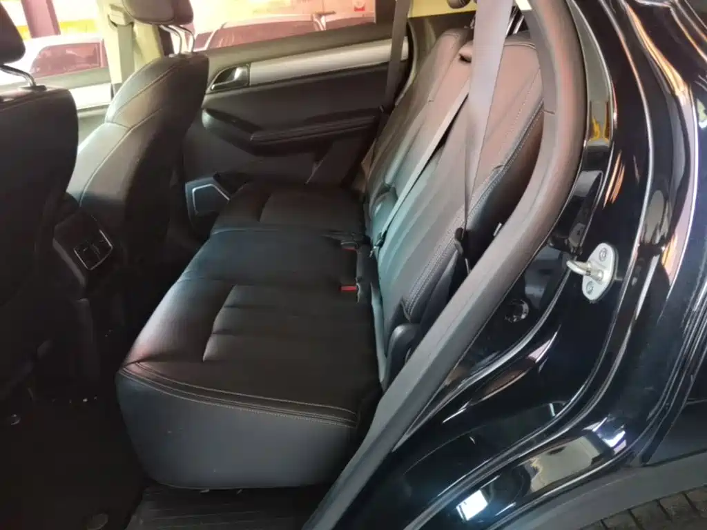 BYD Tang 2020 2019 2.0T Automatic Smart Connect Luxury 5-seater China VI