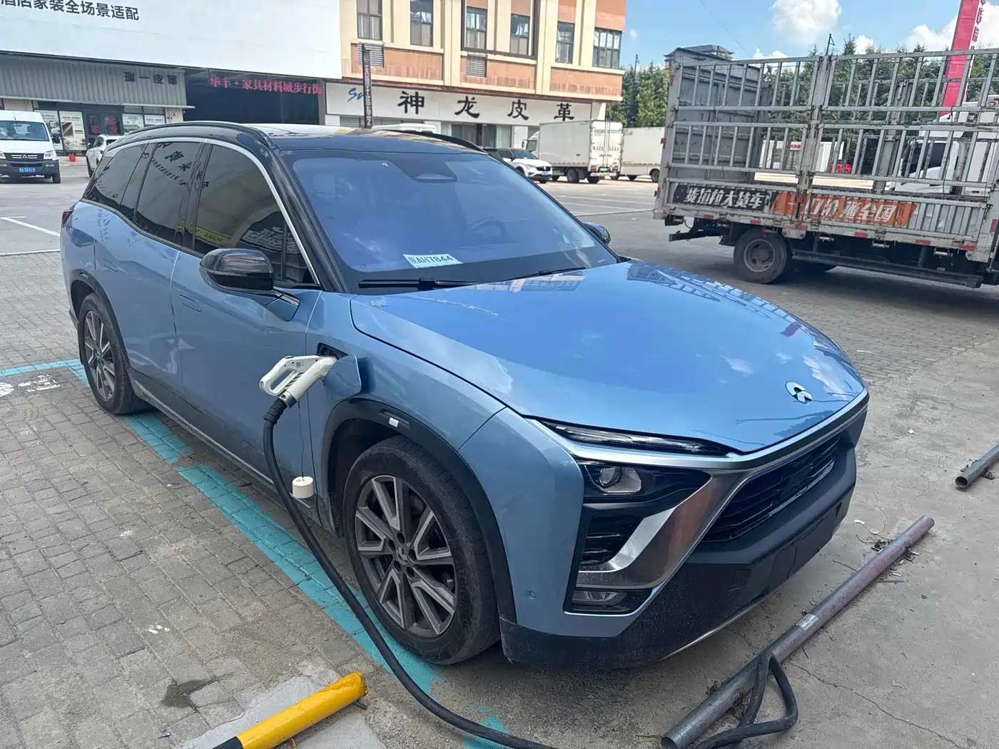 NIO ES8 2019 2018 355KM Base Model 7-Seater Version