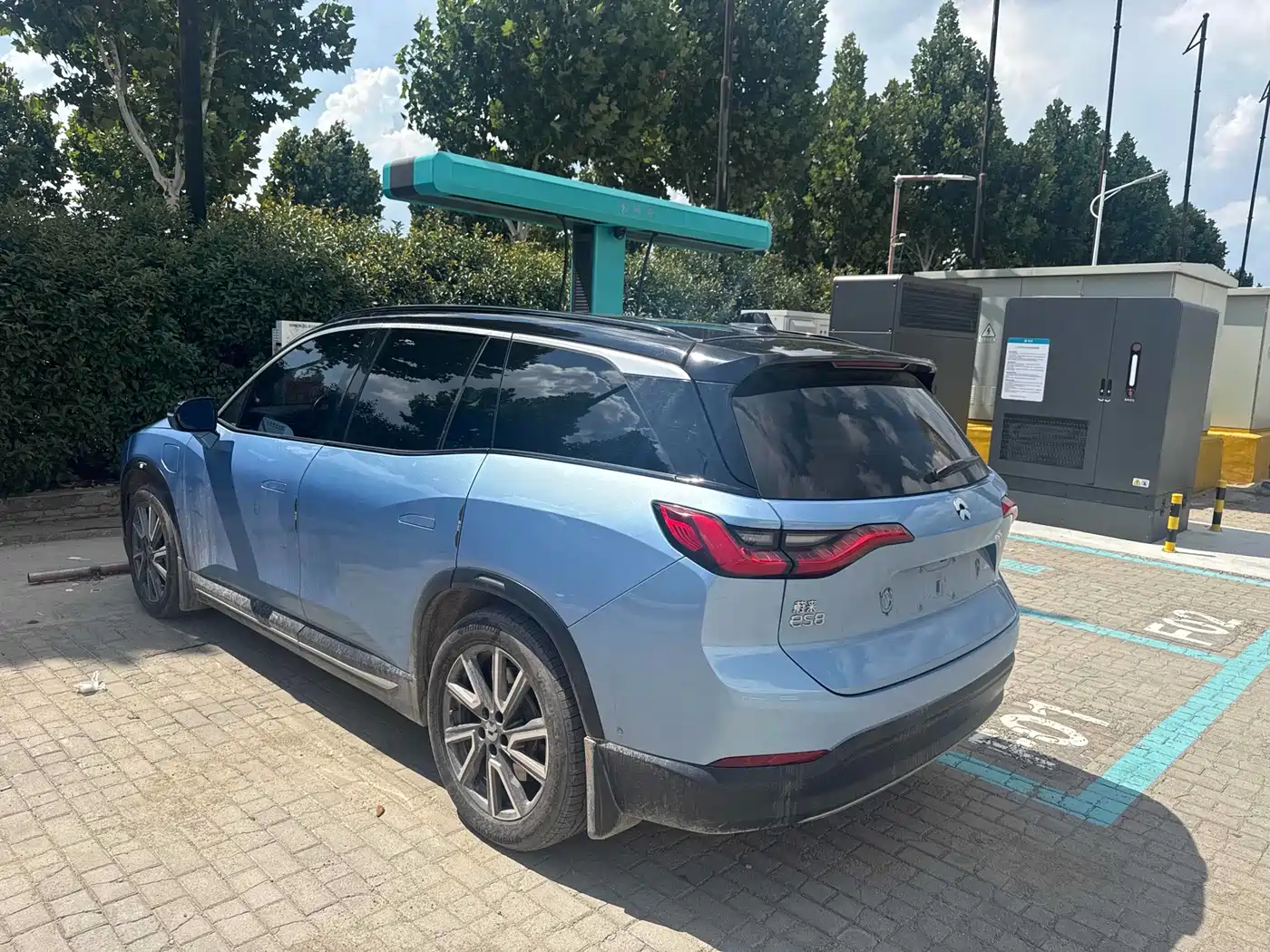 NIO ES8 2019 2018 355KM Base Model 7-Seater Version