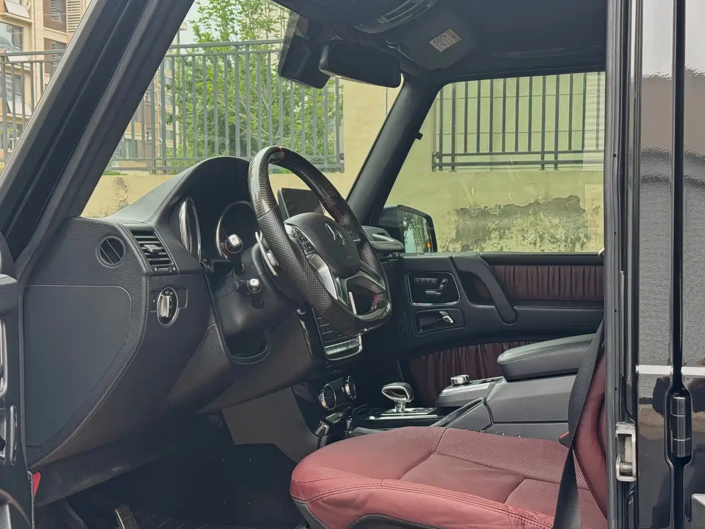 Mercedes-Benz G-Class 2018 G 500 designo Masterpiece Collector's Edition фото 3