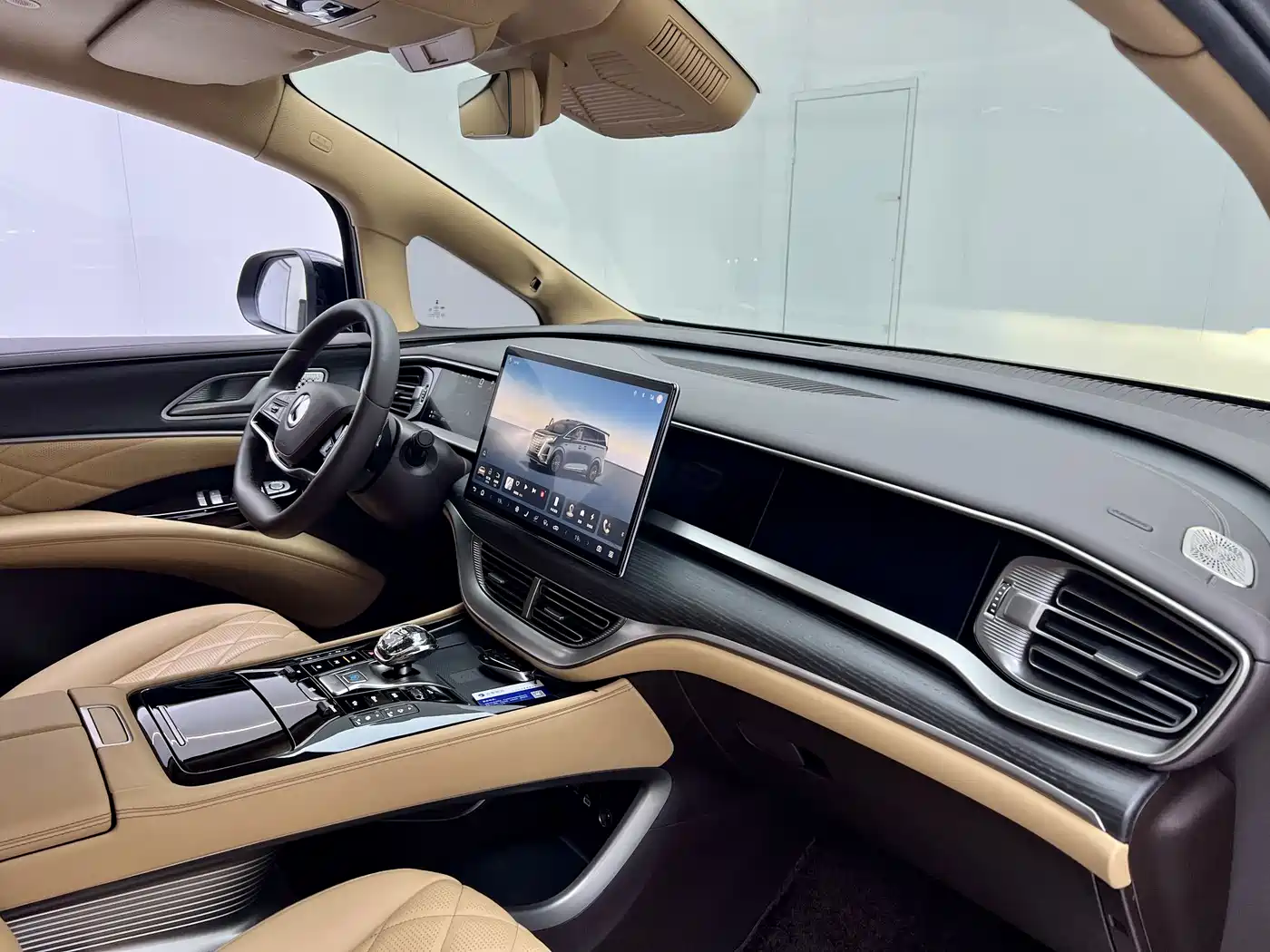 Denza D9 2025 2025 Model DM-i Smart Drive Edition 1020 AWD Flagship