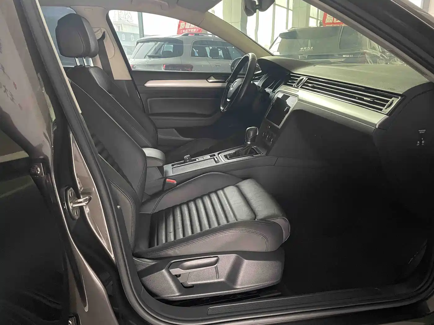 Volkswagen Weilan 2018 380TSI 2WD Comfort Edition фото 23