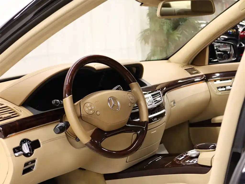 Mercedes-Benz S-Class 2012 S 600 L Grand Edition фото 7