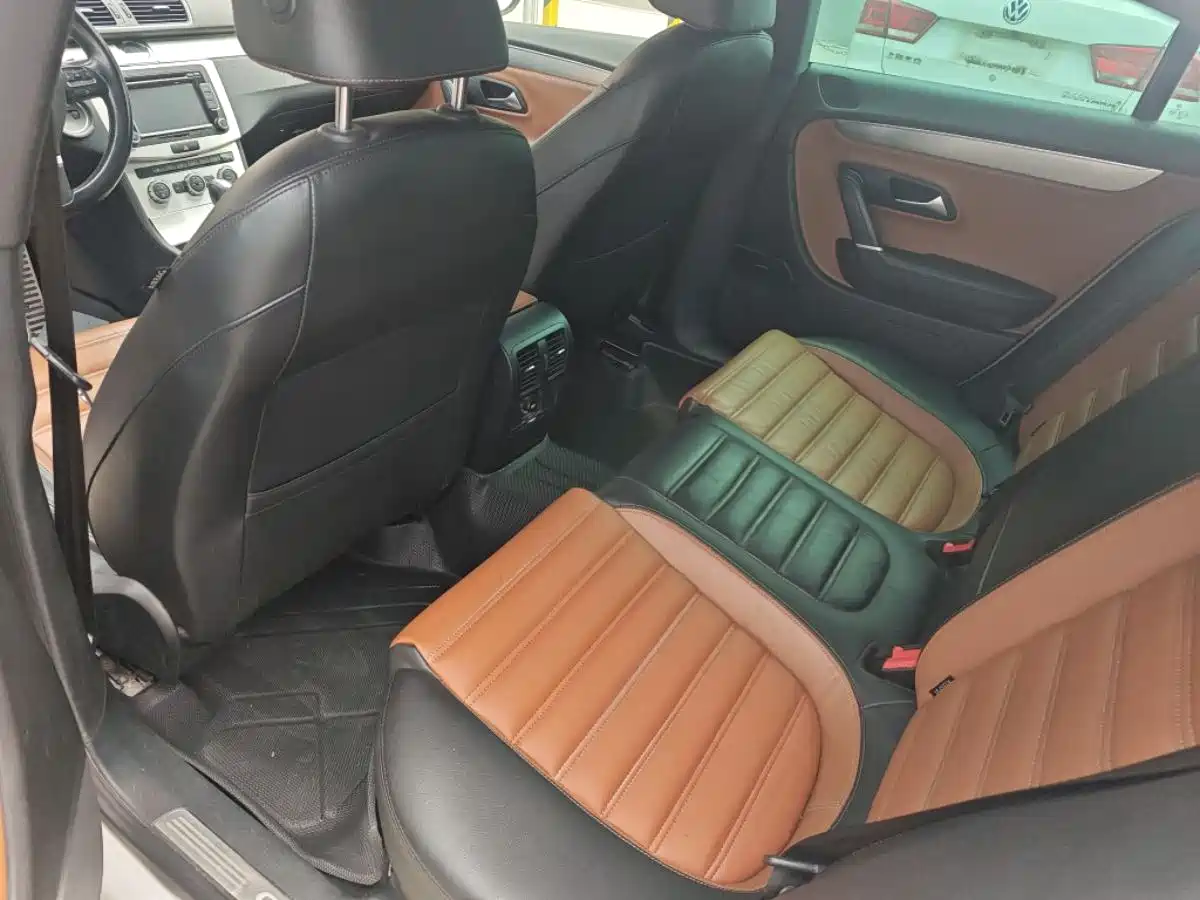 Volkswagen FAW-Volkswagen CC 2013 2.0TSI Luxury фото 5