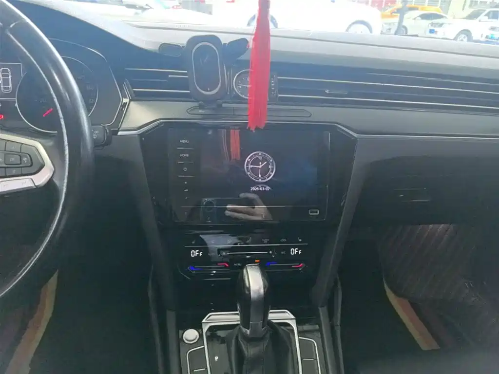 Volkswagen Magotan 2020 330TSI DSG Leading фото 13