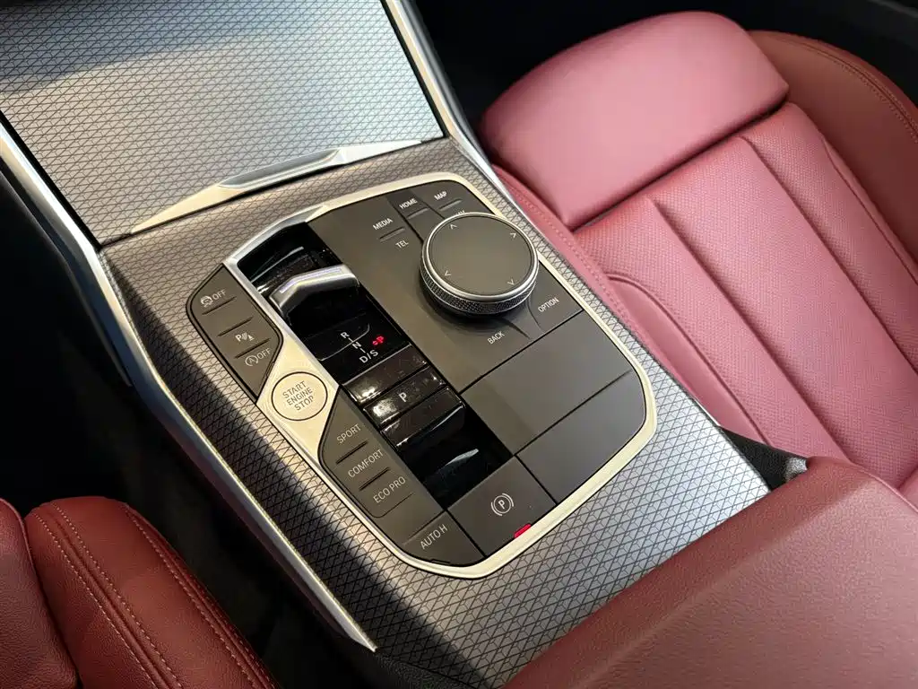 BMW 4 Series 2023 425i Gran Coupe M Sport Shadowline Package фото 13