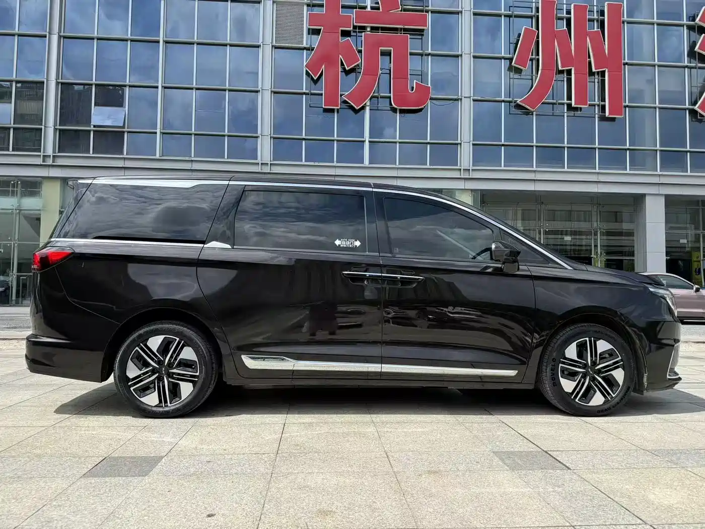 JAC Refine Refine RF8 PHEV 2024 2024 Smart Edition 1.5T 150KM Flagship (LFP)