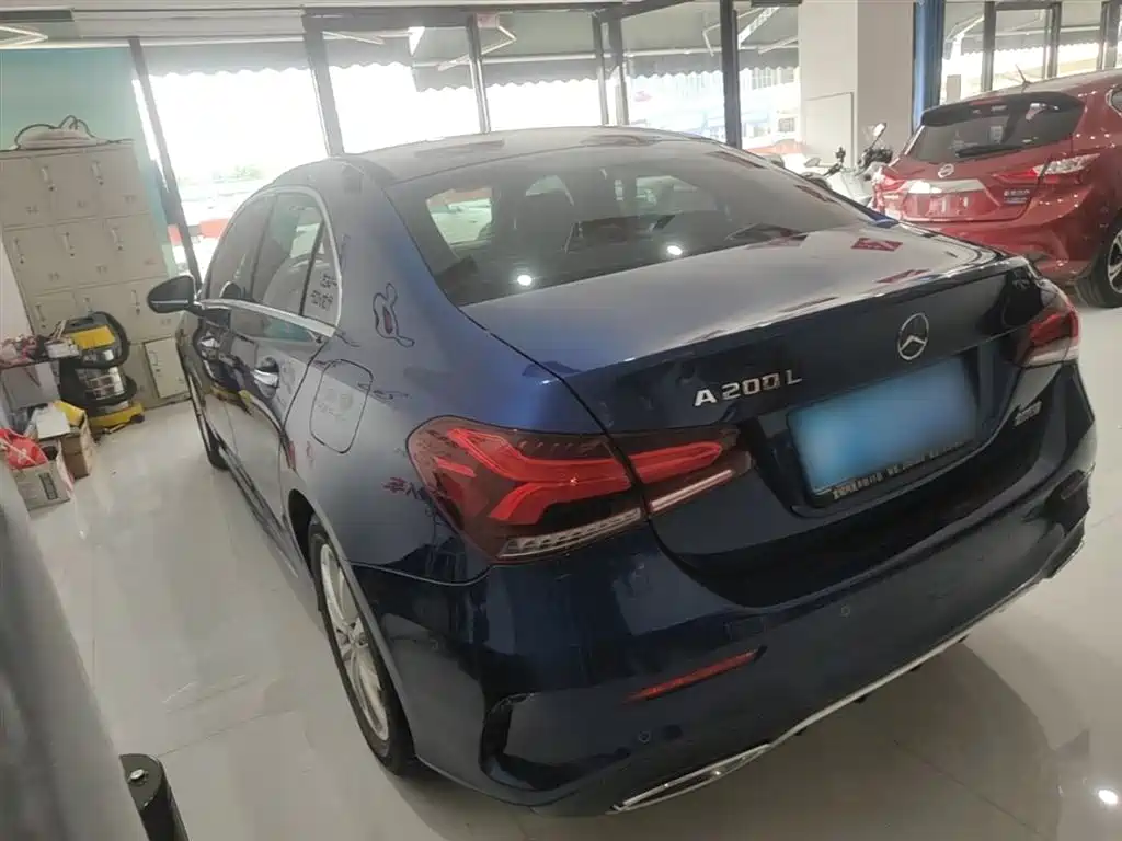 MERCEDES-BENZ CLASS A