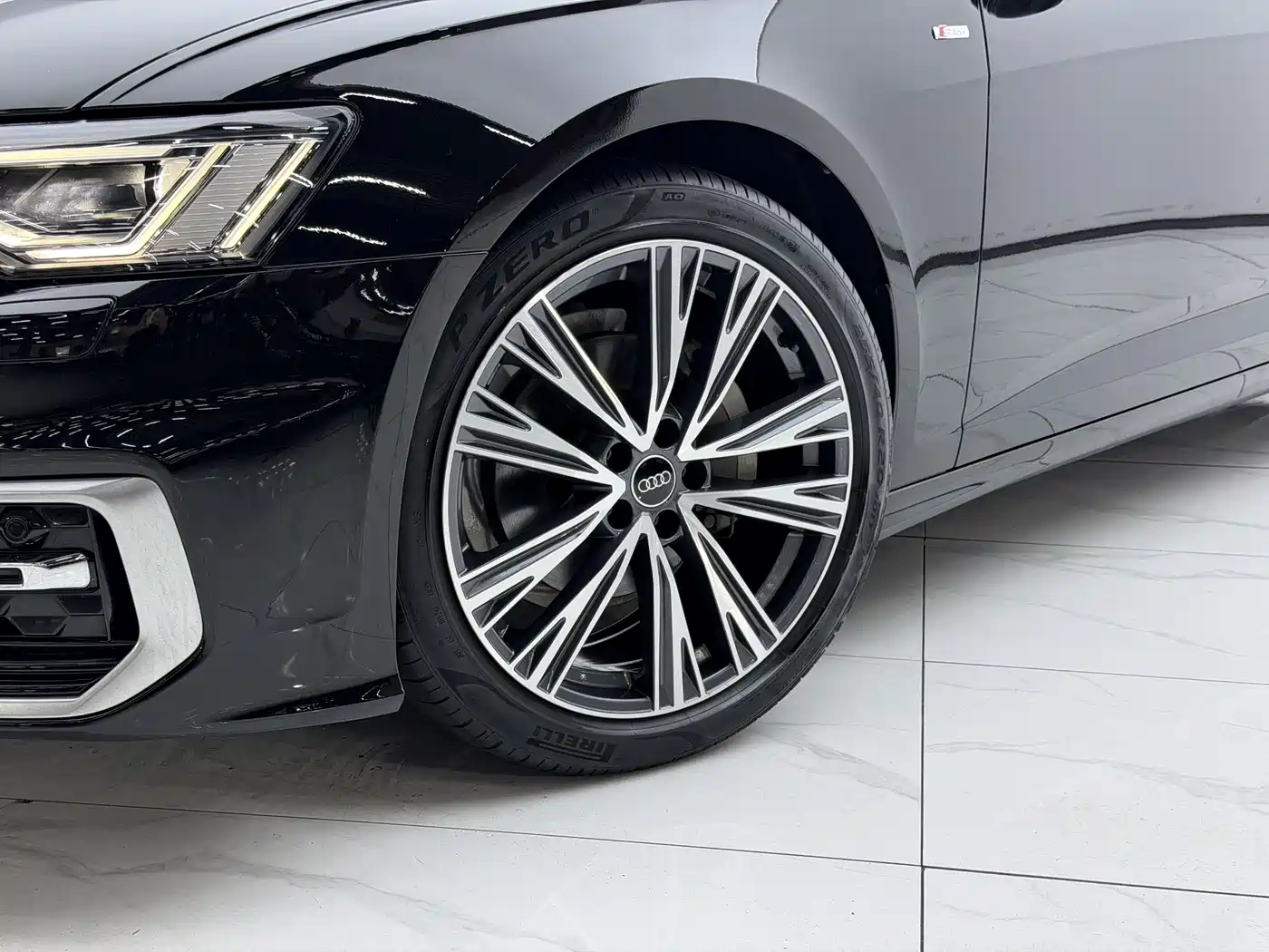Audi A6L 2024 40 TFSI Luxury Dynamic фото 10