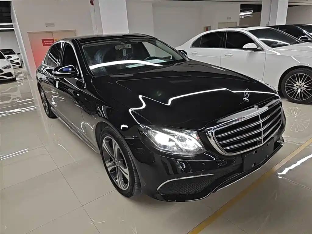 Mercedes-Benz E-Class 2019 E 200 L Sport фото 4