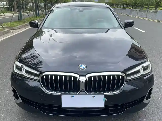 BMW 5 Series 2021