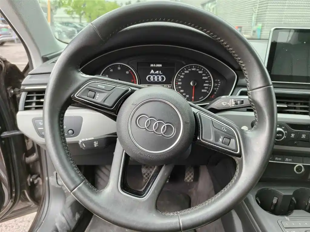 Audi A4L 2017 40 TFSI Progressive фото 10