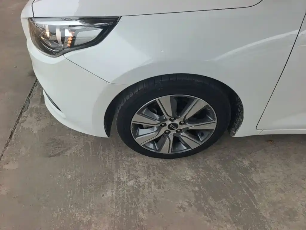 Kia K4 2016 2017 1.6T Automatic T-DLX Turbo