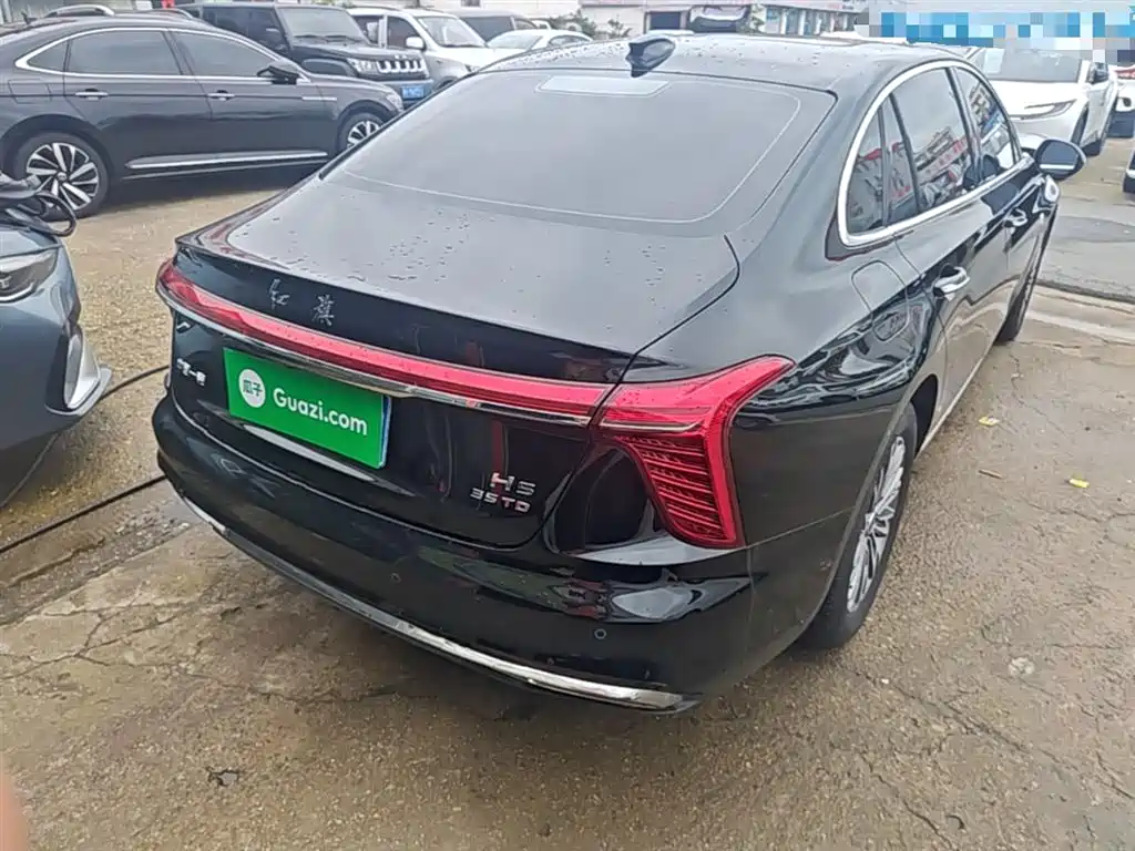 Hongqi H5 2025 1.5T DCT Flag Rhythm 500,000 Units Memorial Edition фото 7