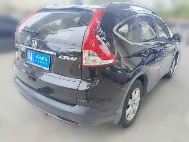 Honda CR-V 2015 2.0L 2WD Classic Edition — фото 2