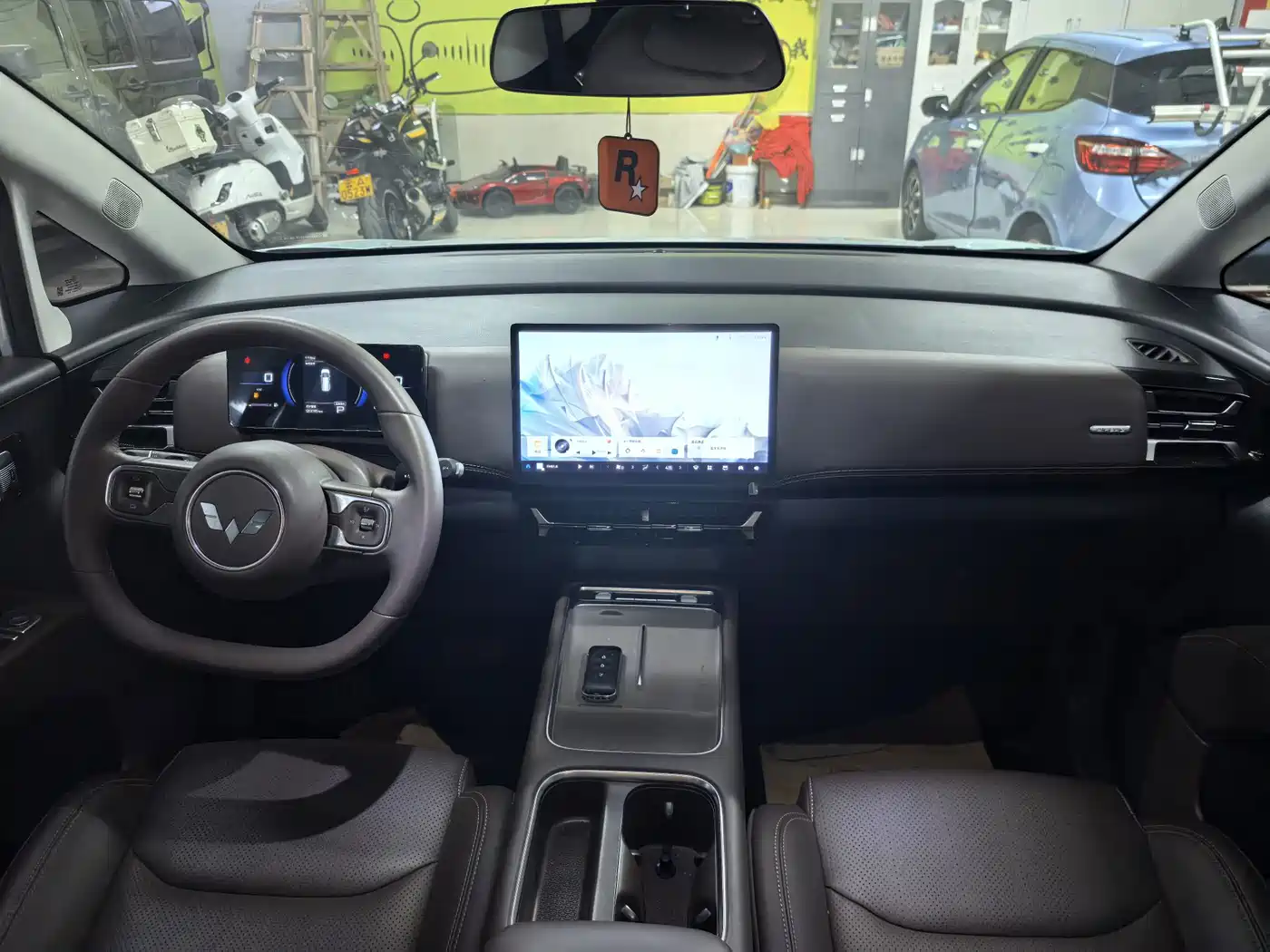 Wuling Motors Xingguang 730 New Energy 2025 2025 Model Plug-in Hybrid Base Version
