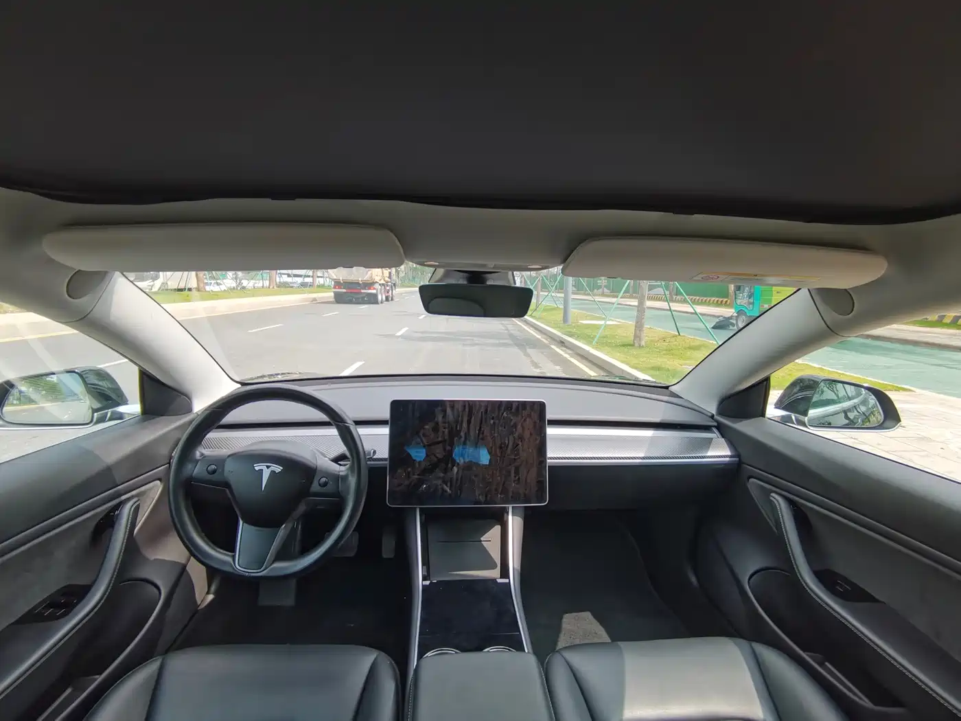 Tesla Model 3 (Import) 2019 2019 Long Range All-Wheel Drive Edition
