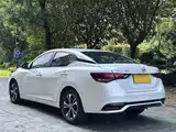 صورة 7 - Nissan Sylphy