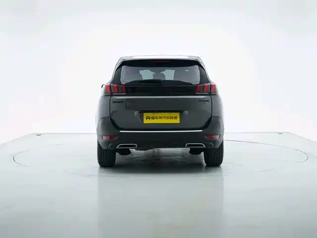 2024 Peugeot 5008
