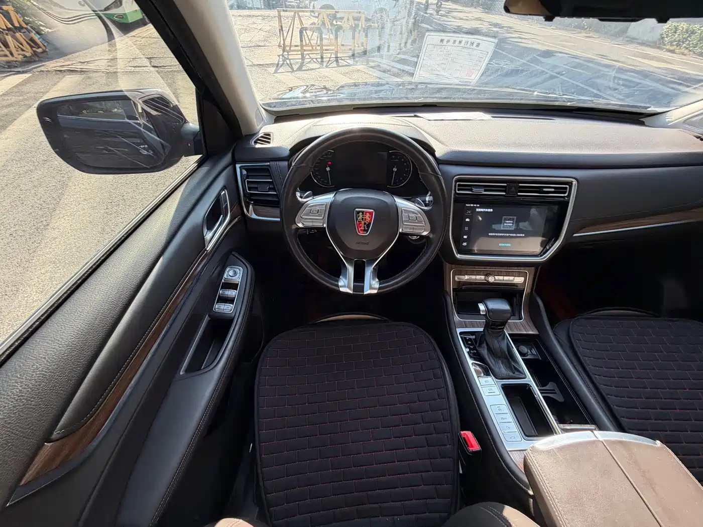 Roewe RX8 2021 2019 30T 2WD Flagship Edition