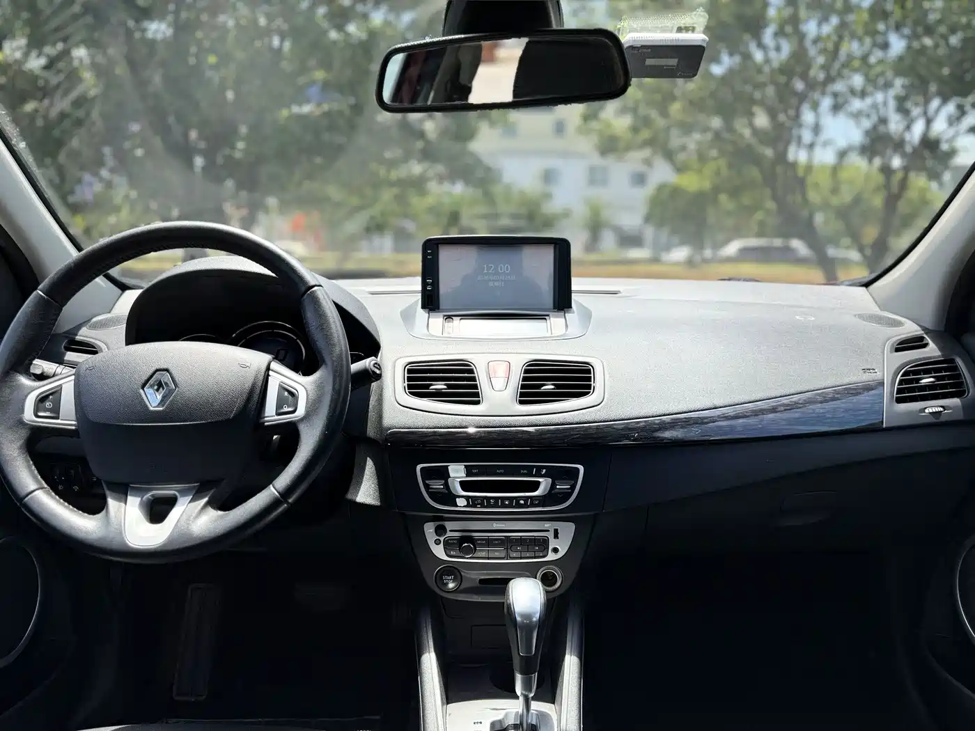 Renault Fluence 2015 2015 2.0L Fashion Edition