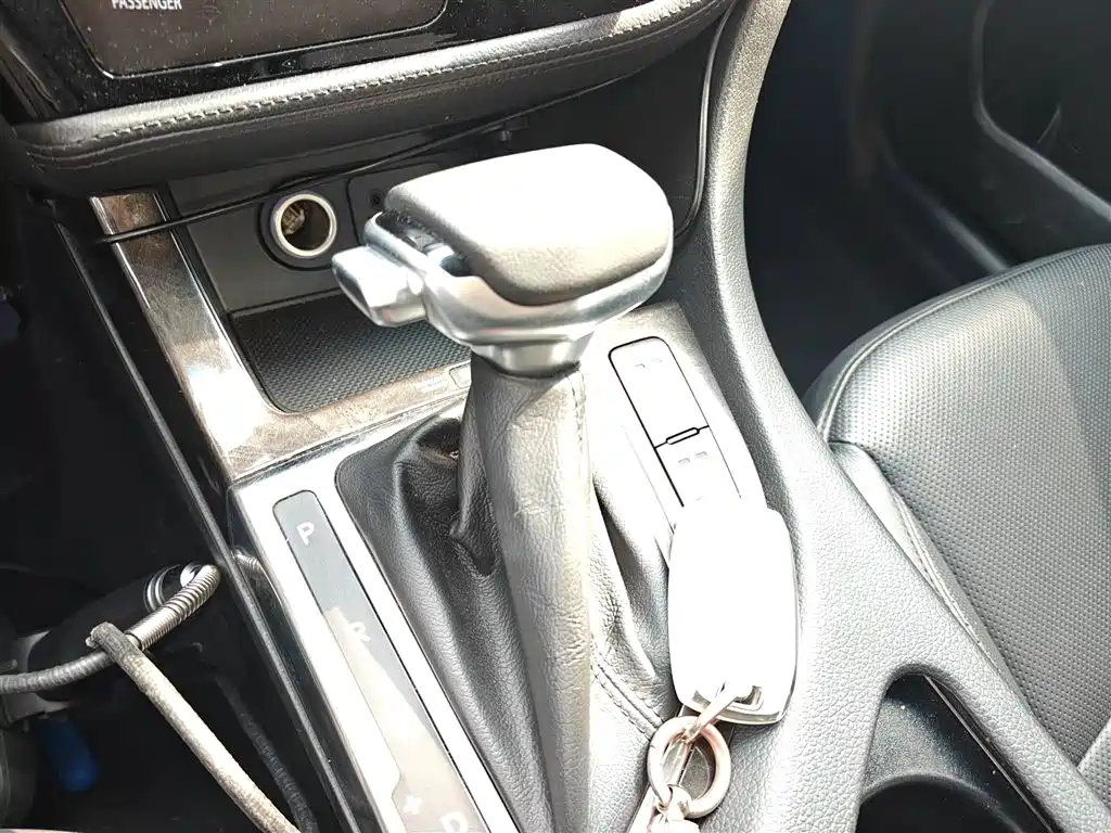 Kia K5 2014 2.0L Automatic LUXURY фото 12