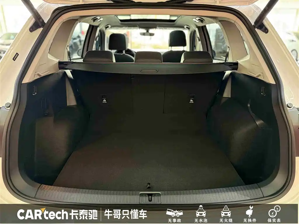 Volkswagen Tiguan L 2025 330TSI Automatic 2WD R-Line Dragon Glory Edition фото 14