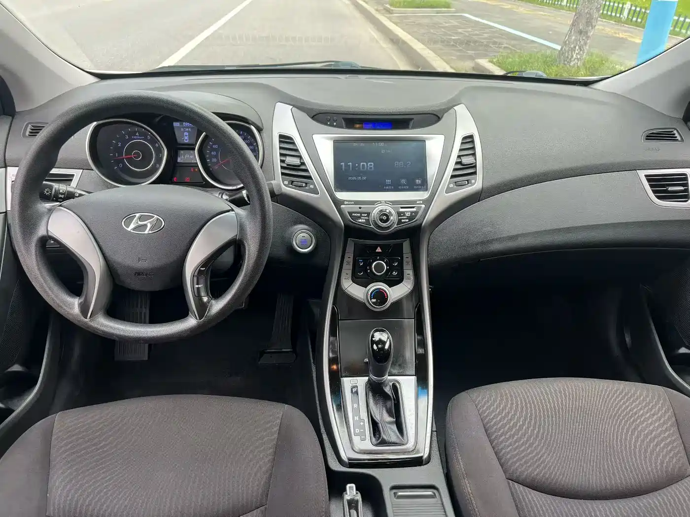 Hyundai Langdong 2015 1.6L Auto Premium фото 5