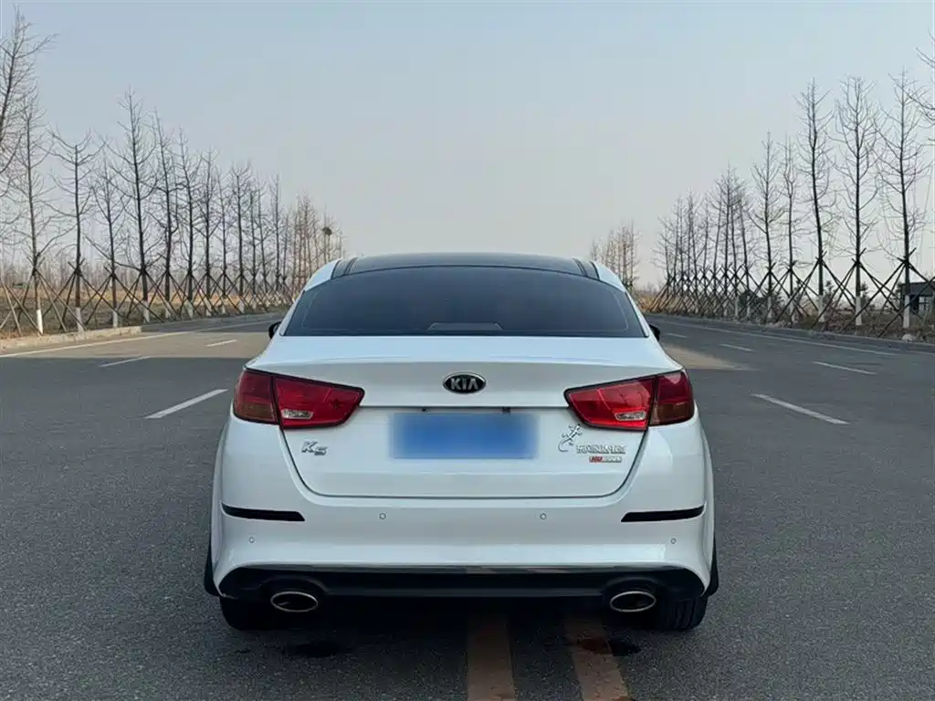 Kia K5 2014 2.0L Automatic LUXURY фото 10