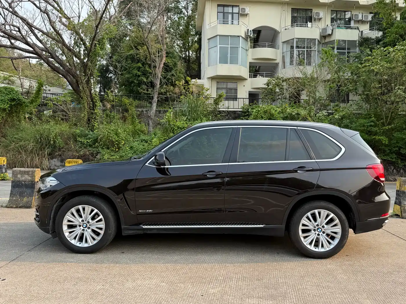 BMW X5 (Import) 2014 xDrive35i Leading фото 14