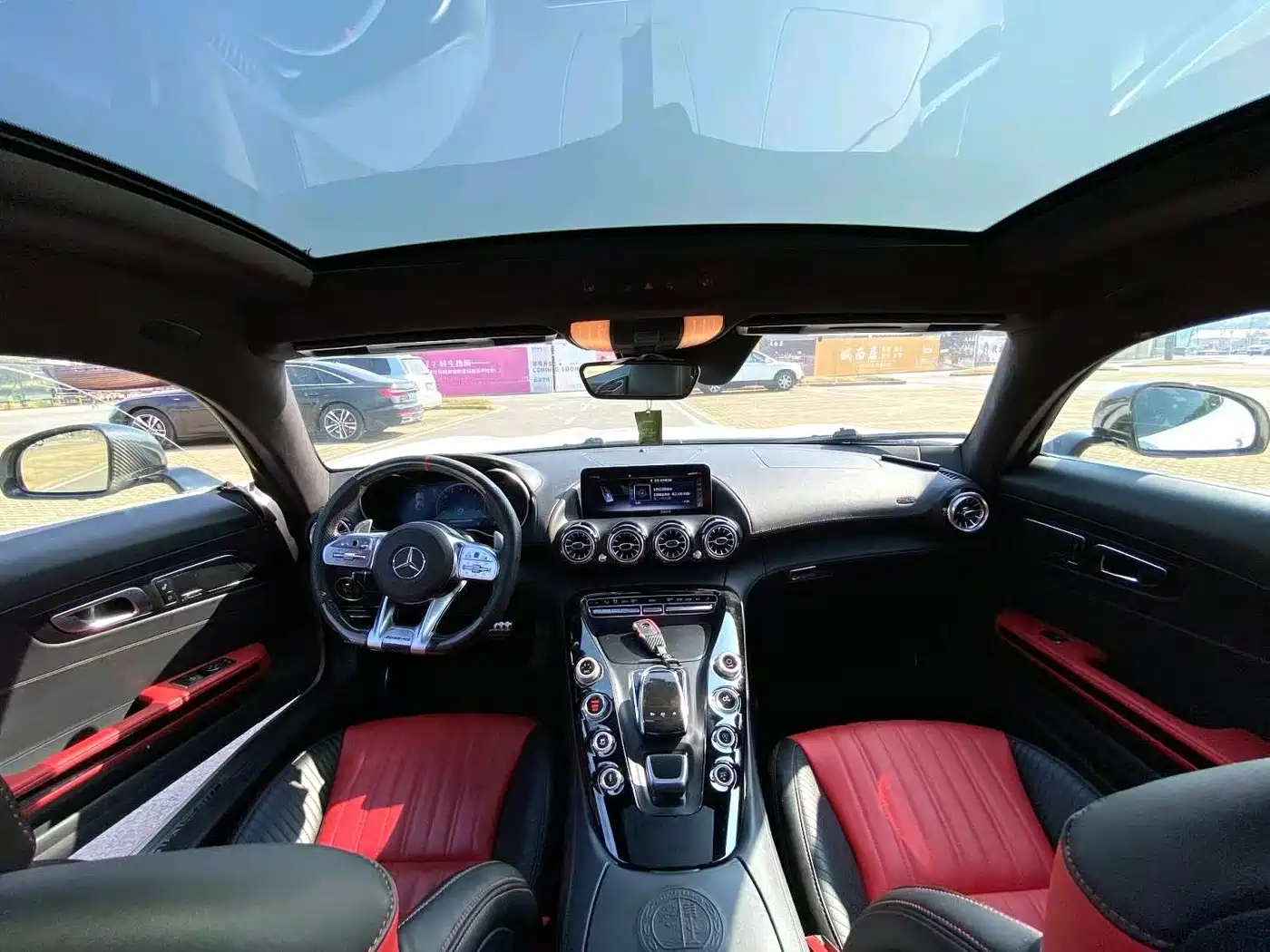 MERCEDES-BENZ AMG GT