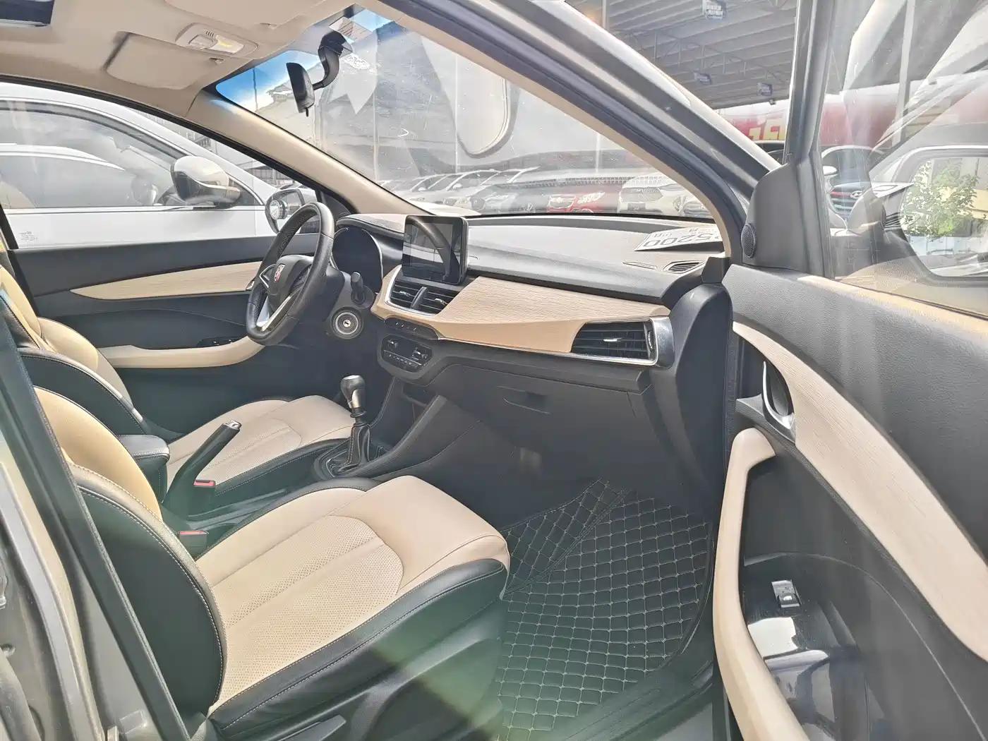 Baojun 360 2018 2018 1.5L Manual Luxury Model China V