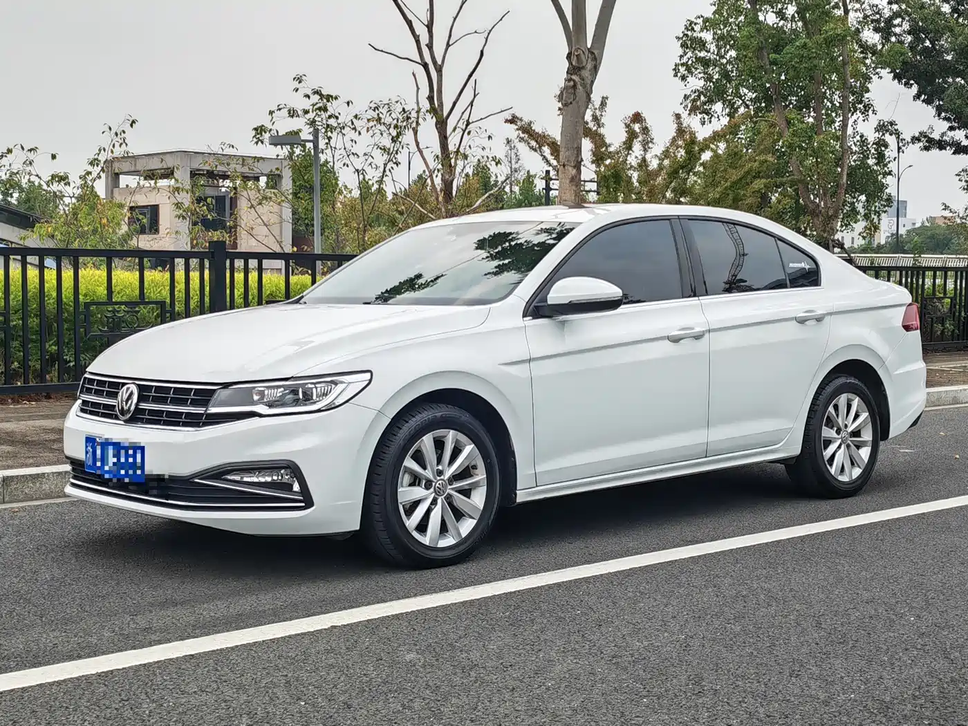 Photo 2 - Volkswagen Bora