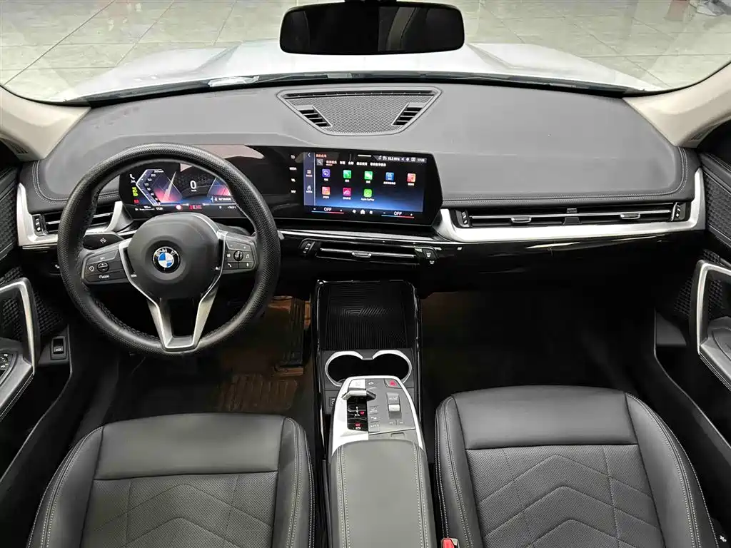 BMW X1 2023 sDrive20Li X Design Package фото 2