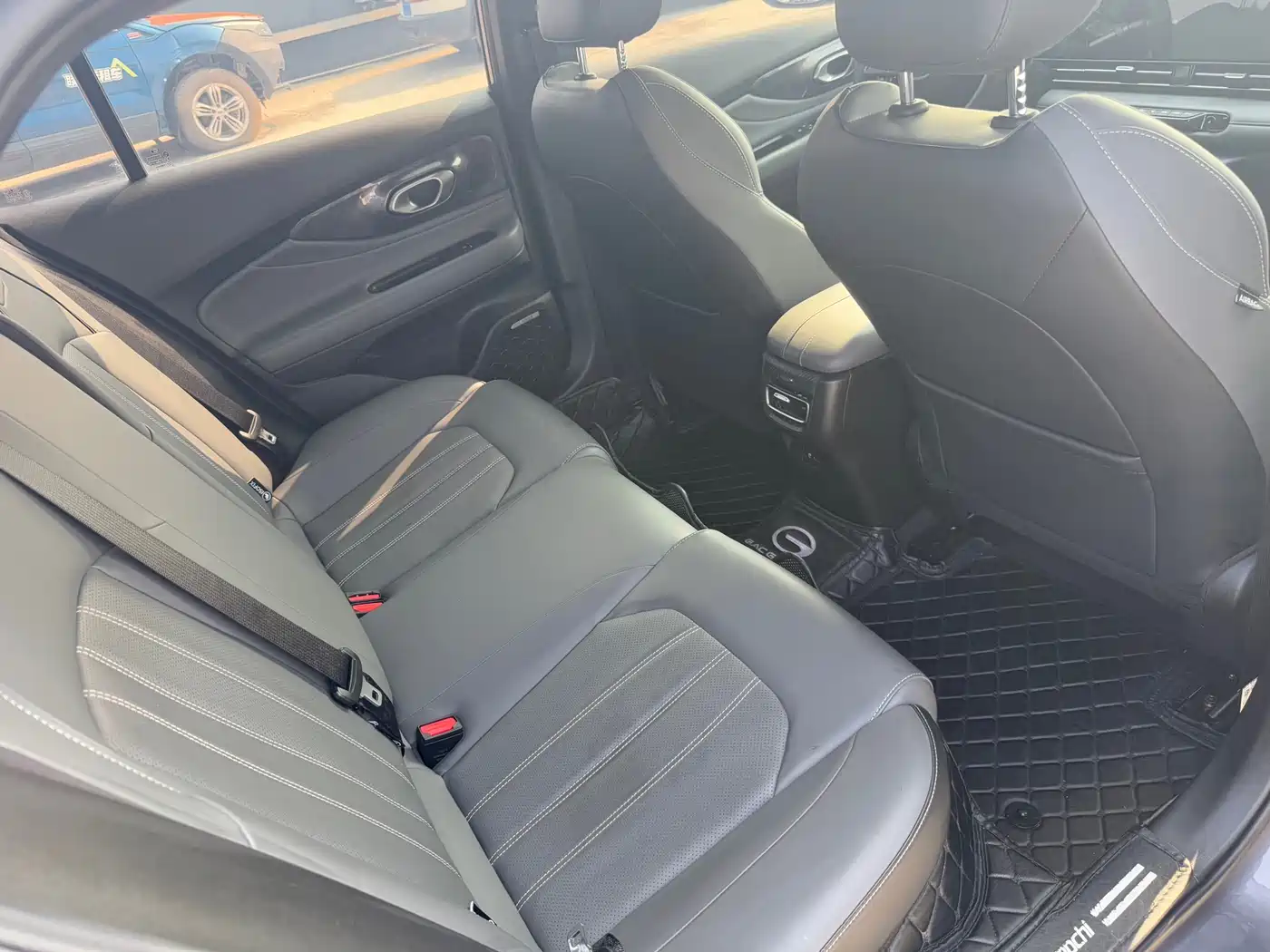 GAC Trumpchi Trumpchi Emkoo 2024 Model 270T DCT Shadow Leopard R-Style Edition фото 11