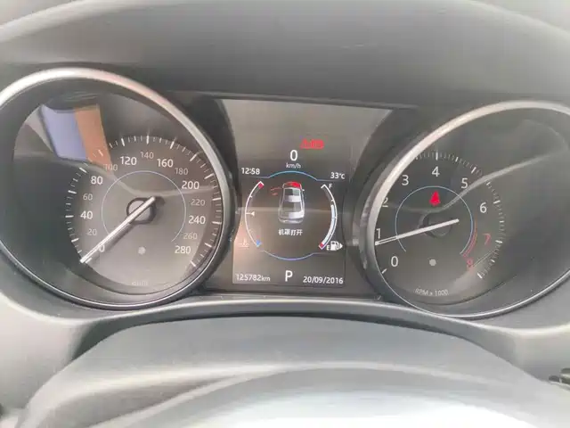 Jaguar XEL 2018 2.0T 200PS Luxury Edition — фото 4