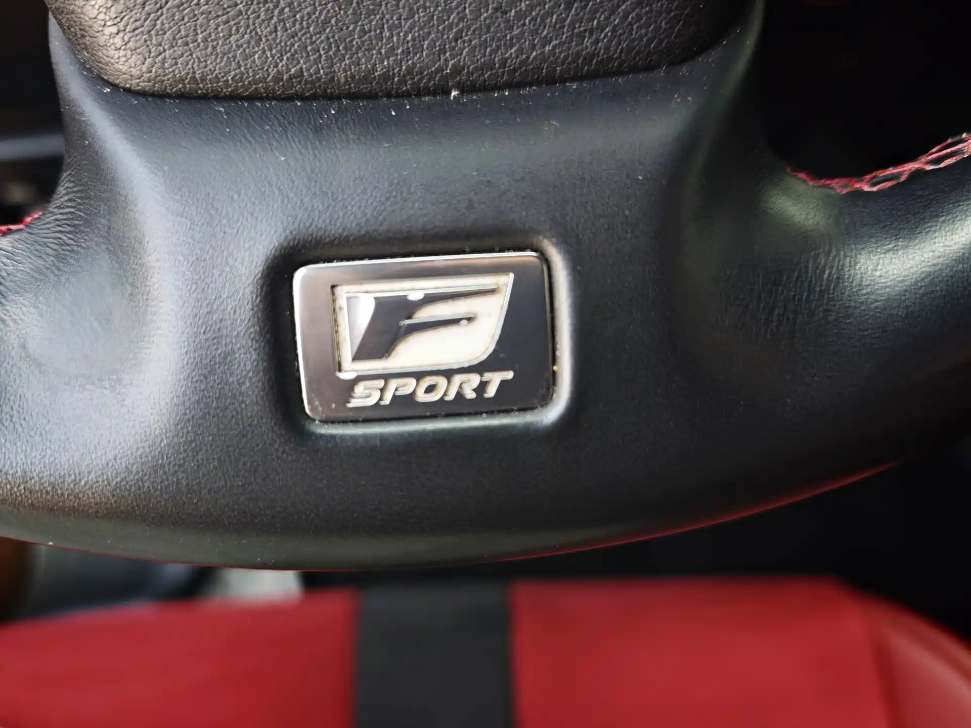 Photo 14 - Lexus UX