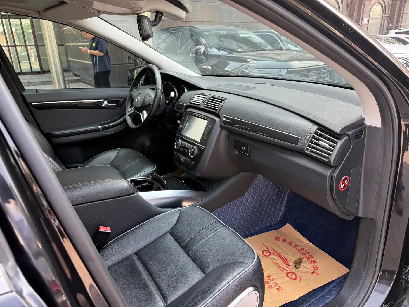 Mercedes-Benz R-Class 2015 R 320 4MATIC Luxury фото 16